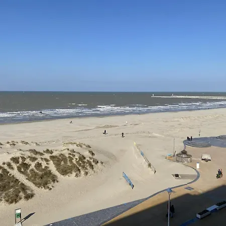 In By The Nieuwpoort